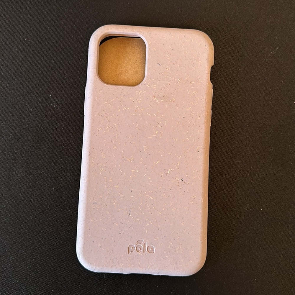 Compostable Case iPhone 11 Pro by Pela 📱🌿